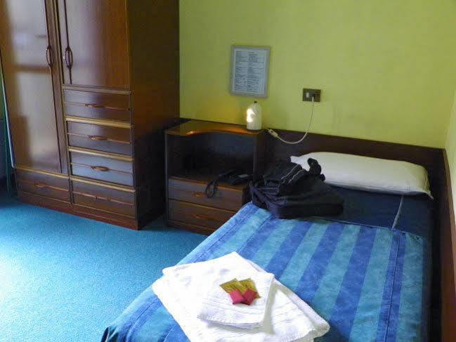 Residence Loreto Mediolan Zewnętrze zdjęcie