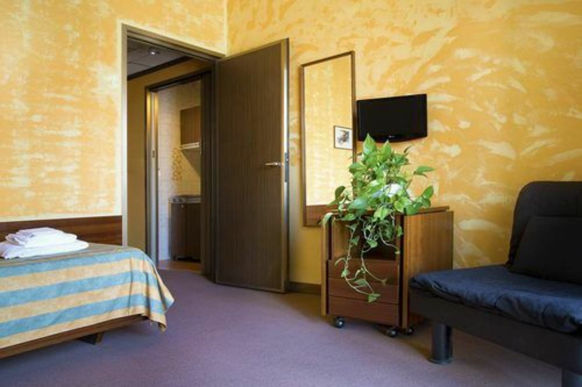 Residence Loreto Mediolan Zewnętrze zdjęcie